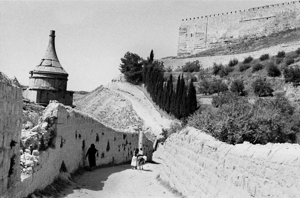 The Valley of Josaphat. On the left, the Tomb of Absalom. On the right, the pinnacle of the Temple. Jerusalem, 1956.